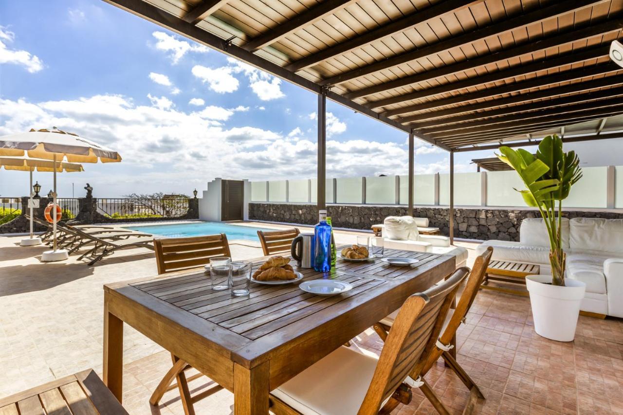 22 Vila Puerto del Carmen (Lanzarote)